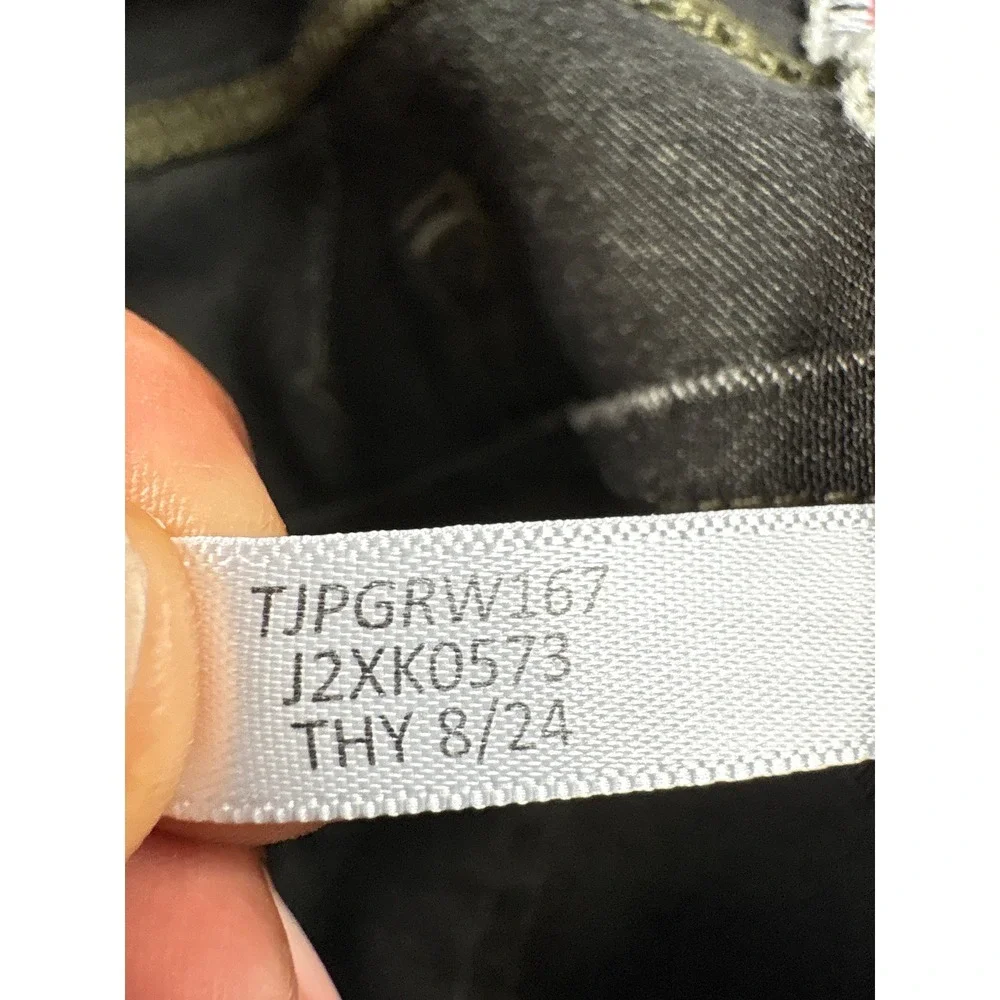 Tommy Hilfiger discover versatile